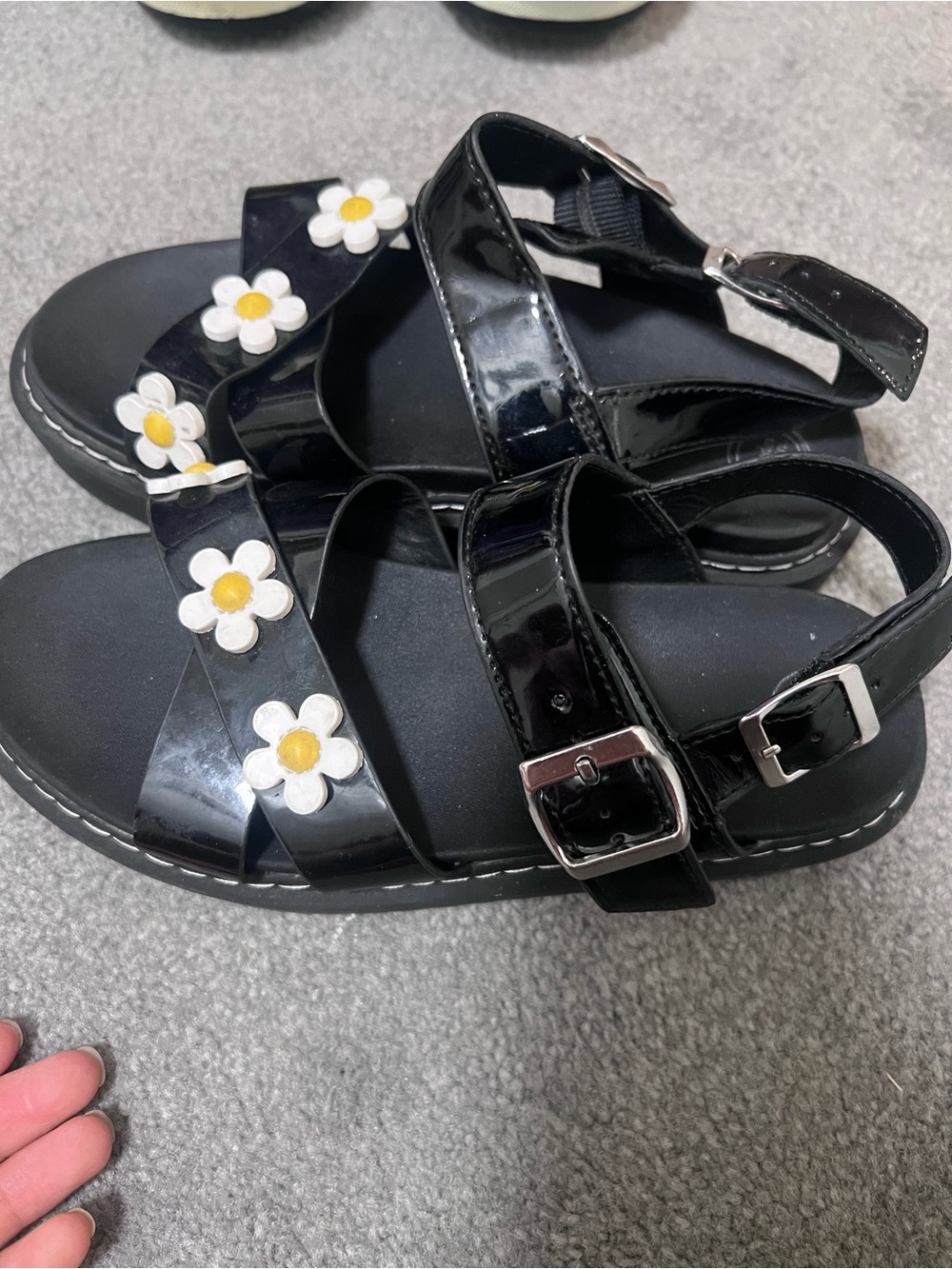 Girls Black Patent Sandals with Daisy Accents
